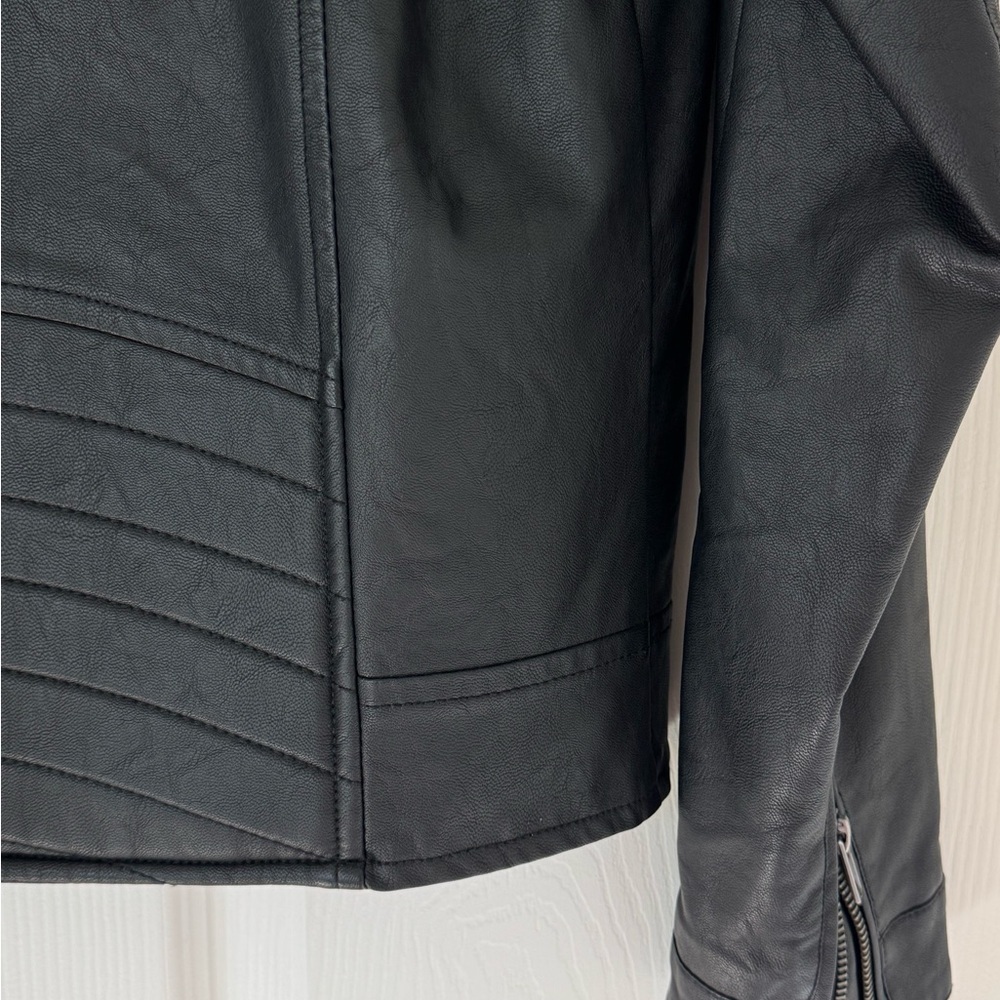 G by Guess Black & Gray Faux Leather Jacket - Picture 5 of 14